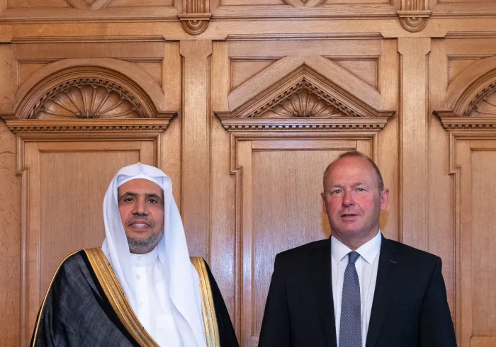 Le prdt du parlement fédéral suisse M. Andreas Aebi a reçu le Secrétaire général Mohammad Alissa à Berne pour traiter de sujets d’intérêt commun.