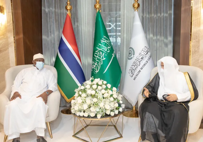 جناب دبیر کل شیخ دکتر محمد العیسی با جناب رئیس جمهور گامبیا آقای آداما بارو در مقر موزه بین المللی سیره پیامبر در مدینه