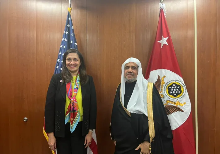 Mohammad Alissa rencontre Uzra Zeya la sous-secrétaire à la sécurité civile, à la démocratie et aux droits de l’Homme