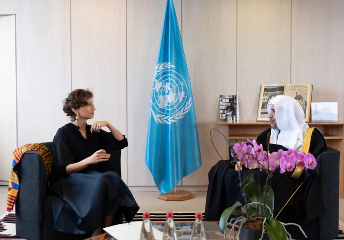 في مقر اليونسكو معالي الأمين العام الشيخ د. محمد العيسى يلتقي المديرة العامة لليونسكو