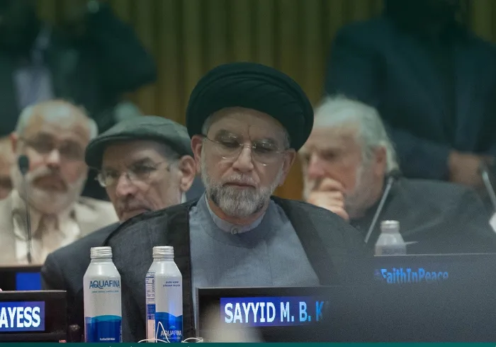 Extraits du discours de Mohamed Bakir Cachemiri lors du lancement de l'initiative de la Ligue islamique mondiale pour "construire des ponts de compréhension et de paix entre l'Orient et l'Occident " depuis le siège des Nations Unies à New York :