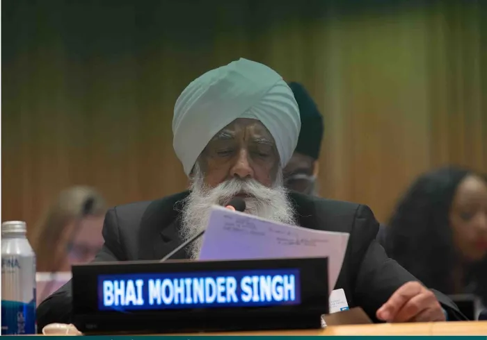 Extraits du discours de Bhai Mohinger Singh lors du lancement de l’initiative de la Ligue islamique mondiale pour “construire des ponts de compréhension et de paix entre l’Orient et l’Occident “ depuis le siège des Nations Unies à New York :