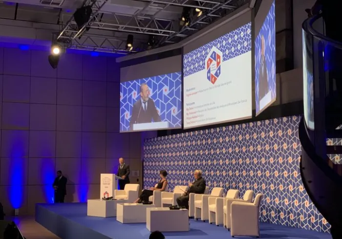 We should always strive for unity. Any interpretation of religion that calls for division is not a good interpretation. Religion should be something that brings people