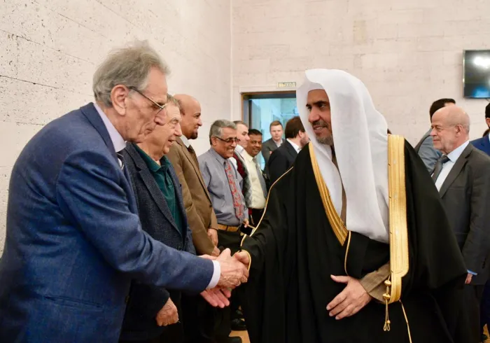 ڈاکٹر العیسی: مستشرقین کی ایک تعداد نے اسلامی ورثے کی نشرواشاعت میں حصہ لیا اور اسلام کی تہذیبی اور انسانی اقدار کی تعریف کی