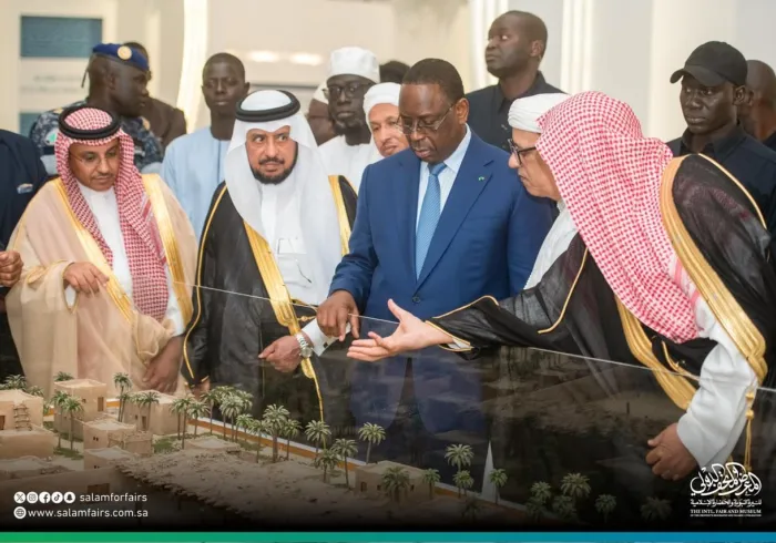 أكد أنه يُمثِّل علامةً تاريخيةً على مستوى خدمة السيرة النبوية. الرئيس السنغالي يفتتح فرع المتحف الدولي للسيرة النبوية بالعاصمة داكار