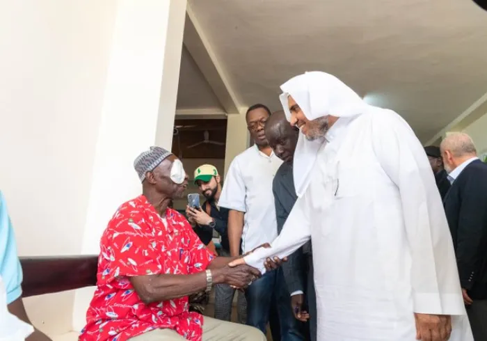 La LIM a financé des milliers de chirurgies de la cataracte à des personnes vulnérables à travers le continent africain. Alors que la COVID19 fait la une,  la LIM poursuit ses actions médicales dans le monde entier.