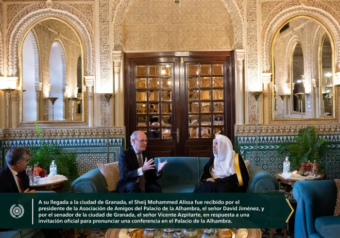 En las primeras horas de la tarde, donde pronunciará una conferencia en el Palacio de la Alhambra y mantendrá importantes encuentros oficiales y religiosos