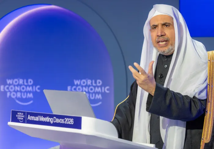 The Secretary General of the Muslim World League Participates in the Main Dialogue Session at the 2026 Davos Forum
