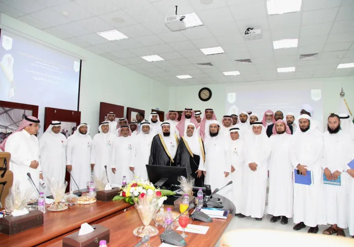 Le SG de la Ligue Islamique Mondiale Président de OMSPD inaugure le projet lienelectronique entre tous les bureaux dans le monde pour faciliter les demandes directes et assurer une meilleure gestion.