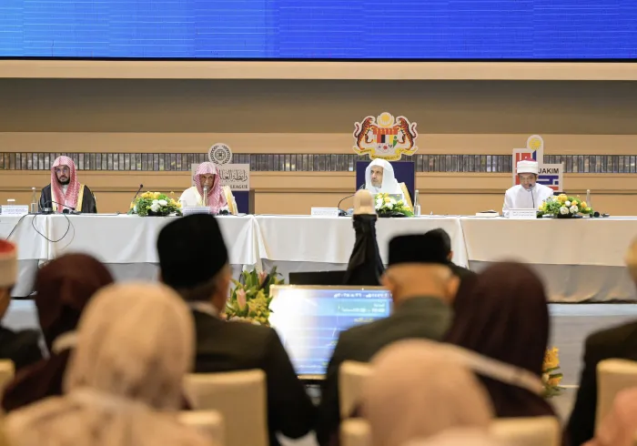 Among the effective programs of this first-of-its-kind forum for Fiqh scholars, organized by the Islamic Fiqh Council in Kuala Lumpur, Malaysia,