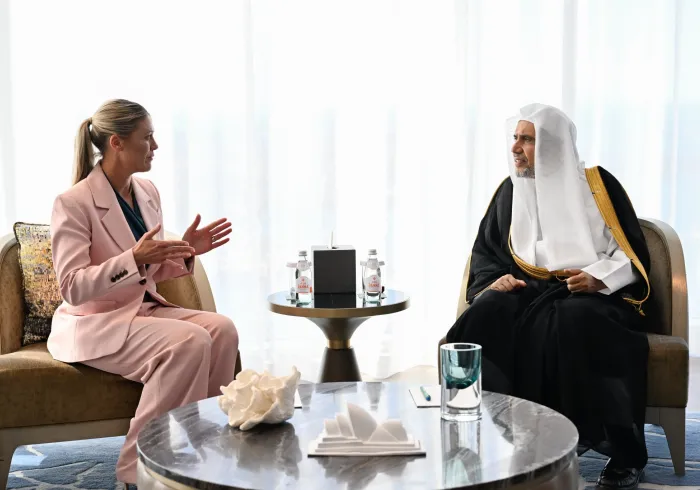 El Secretario General, el Sheij Mohammed Al-Issa , recibió en su residencia en Sídney a la Comisaria de la Policía Federal Australiana, la señora Krissy Barrett