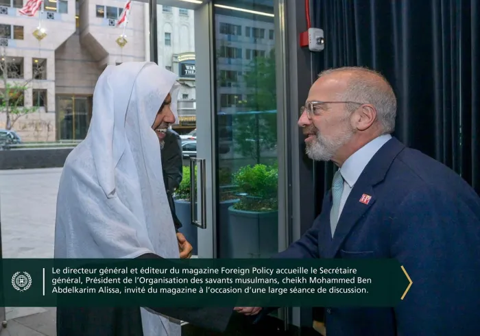 e magazine Foreign Policy a organisé une table ronde suivie d’un dîner en l’honneur du Secrétaire général, cheikh Mohammed Al-Issa , en présence de personnalités religieuses, intellectuelles, médiatiques et politiques