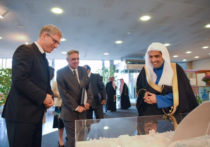 معالي الأمين العام يزور مقر المجلس العالمي للكنائس بمدينة جنيف