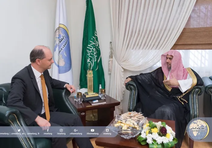 Le SG rencontrant l'Ambassadeur d'Autriche au Royaume, Mr. W Gregor Kessler. La rencontre porta sur des sujets d’intérêts communs