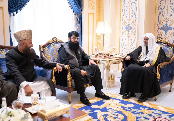 Yang Mulia Sekretaris Jenderal LMD, Ketua Organisasi Ulama Muslim, Syekh Dr. Mohammed Alissa  , menerima kunjungan Yang Mulia Ketua Asosiasi Ahle Hadith Pakistan