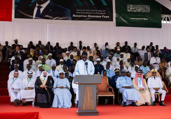  جمہوریہ سینیگال کے صدر، جناب بصیرو فائی نے دارالحکومت ڈاکار میں رابطہ عالم اسلامی کے تحت قائم بین الاقوامی سیرتِ نبوی اور اسلامی تہذیب کے میوزیم اور نمائش کا افتتاح کیا۔