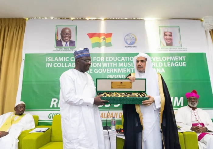 La Charte Mecque affirme que la liberté des uns s’arrête là où commence celle des autres. Nous ne pouvons porter atteinte aux droits ou au bonheur d’autrui au nom de la liberté personnelle.