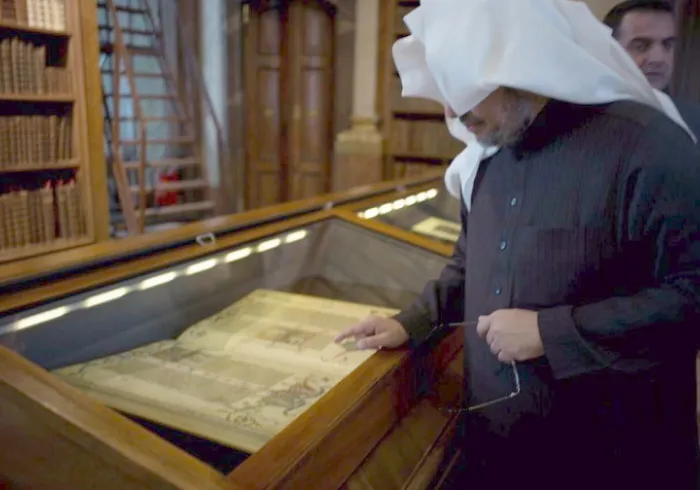 Le SG après sa visite de la bibliothèque nationale de Vienne aux 7,5 millions de livres et documents et sa rencontre avec des orientalistes: