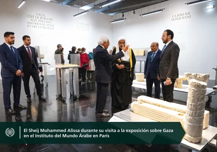 Una visita importante a la primera exposición sobre Gaza (la devastada), que documenta su largo legado civilizacional mediante fotografías y vídeos de sitios históricos inscritos en la UNESCO que han sido destruidos, incluidas mezquitas, iglesias y zonas arqueológicas: