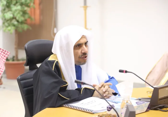 Le Secrétaire Général de la Ligue, présidant la réunion générale de l’association internationale de l’Organisation Mondiale pour le Coran et la Sunnah