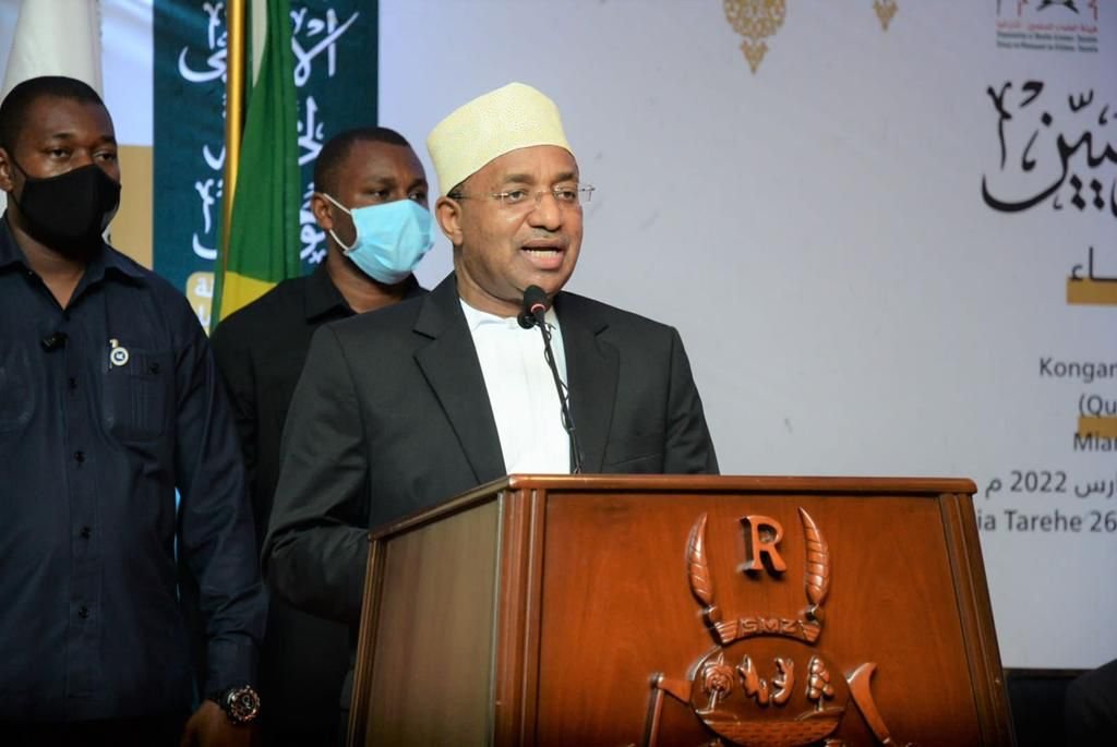 بحضور رئيس زنجبار، د. العيسى يطلق من تنزانيا ملتقى الرابطة الإقليمي لخدمة الوحيين في أفريقيا