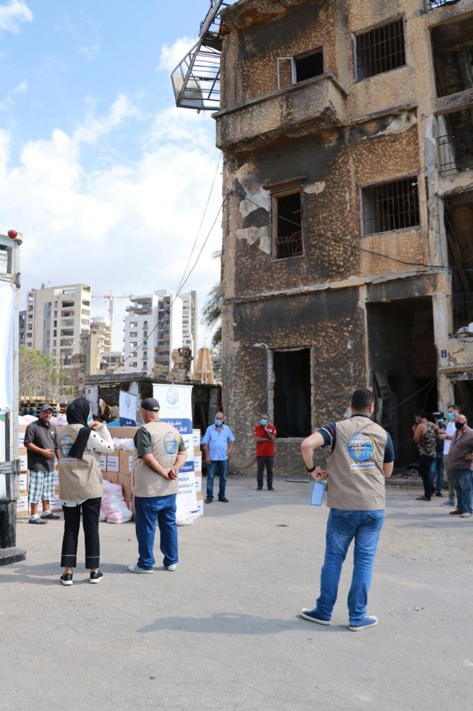 رابطہ عالم اسلامی‬⁩ نے گذشتہ چند ایام سے ⁧‫بیروت‬⁩ دھماکہ کے متاثرین کی امداد کے لئے ابتدائی مرحلے کے طور پر غذائی امداد پروگرام کا آغاز کیا ہے