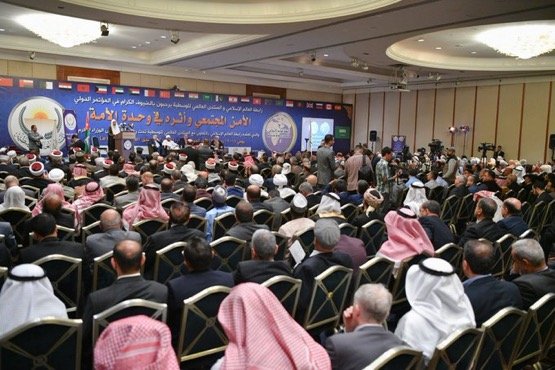 Le SG durant la cérémonie d’ouverture du congrès organisé par la LIM à Amman en Jordanie  “La sécurité dans la société” en présence de grandes personnalités religieuses, politiques et idéologiques du monde.