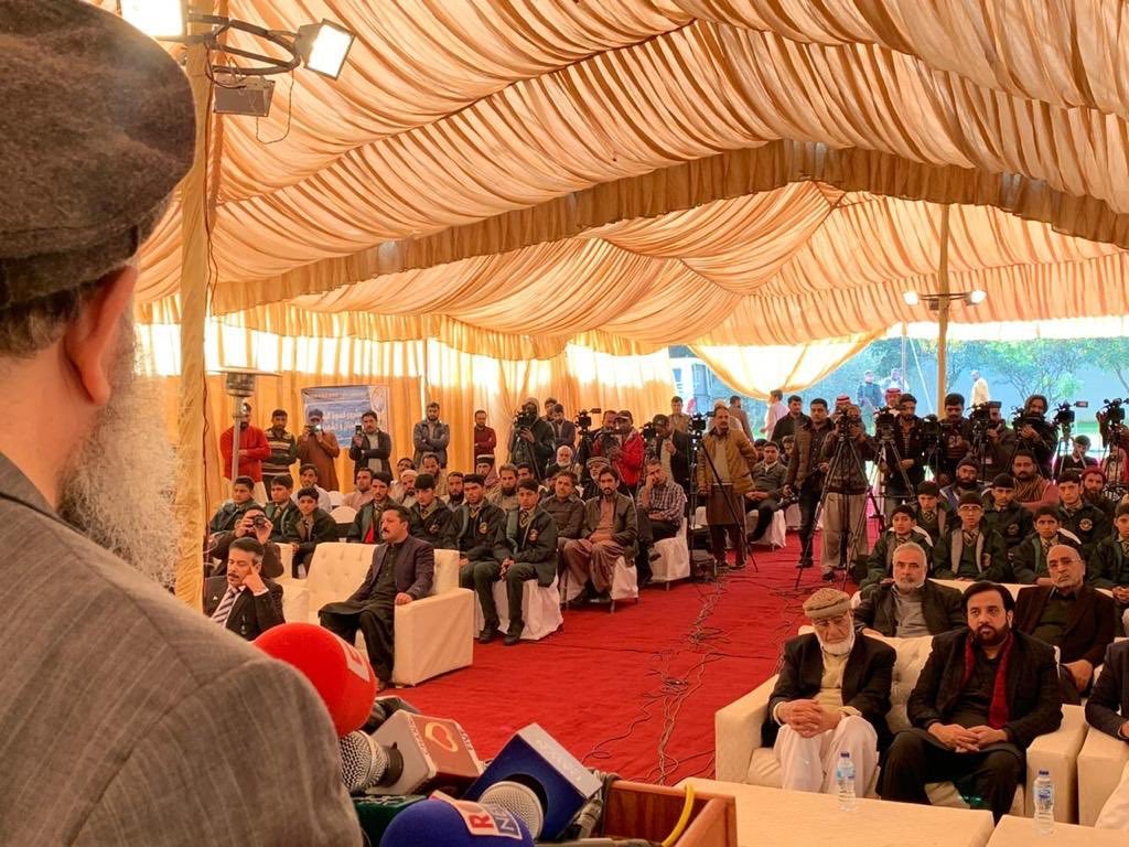 ‎رابطہ عالم اسلامی کی طرف سے اسلامی جمہوریہ پاکستان میں موسم سرما کے گرم ملبوسات پروگرام کاافتتاح۔