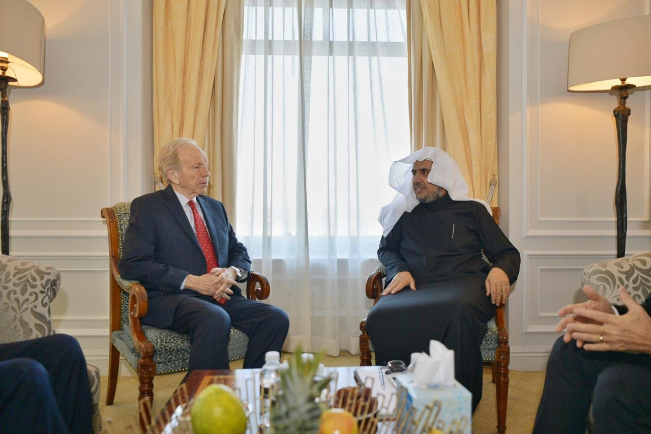 د.العيسى يلتقي عدداً من النواب الأمريكيين