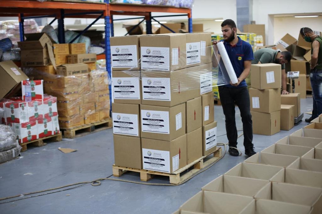 رابطہ عالم اسلامی‬⁩ نے گذشتہ چند ایام سے ⁧‫بیروت‬⁩ دھماکہ کے متاثرین کی امداد کے لئے ابتدائی مرحلے کے طور پر غذائی امداد پروگرام کا آغاز کیا ہے