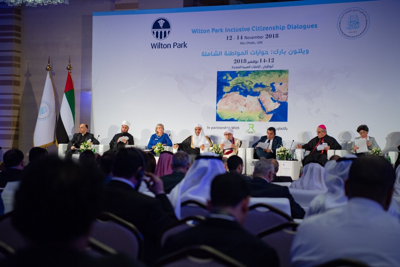 ‏معالي أمين عام ⁧رابطة العالم الإسلامي⁩ الشيخ د. ⁧محمد العيسى⁩ متحدثاً رئيساً في ملتقىٰ حوارات المواطنة الشاملة المنعقد ظهر اليوم في ⁧أبو ظبي⁩ بمشاركة شخصيات دينية وفكرية وسياسية