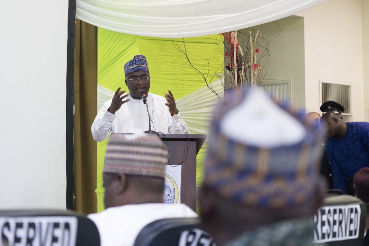 حکومتی سرپرستی میں رابطہ عالم اسلامی &quot;دینی اور نسلی اقلیات...حقوق اور واجبات&quot; کے عنوان سے عالمی سیمنار منعقد کررہاہے