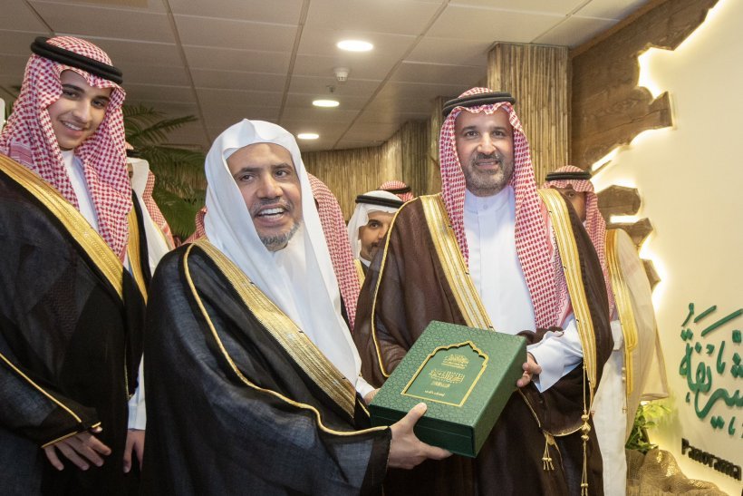 Kami senang dengan peresmian Pangeran Faisal bin Salman, Gubernur Madinah, paviliun modern Museum Biografi Nabi di cabang utama di Madinah