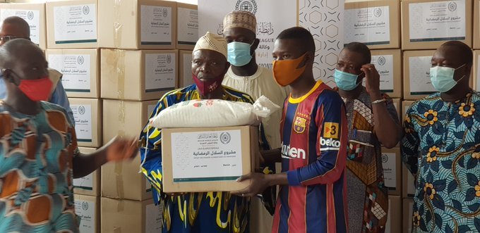 En ce mois de Ramadan, la LIM a distribué des paniers alimentaires au Bénin