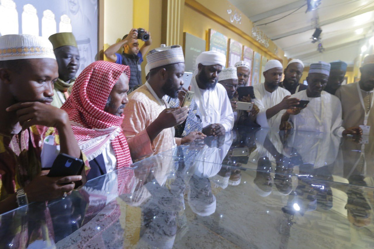 ‏عدد من الوفود الدولية تزور معرض السيرة النبوية والحضارة الإسلامية.