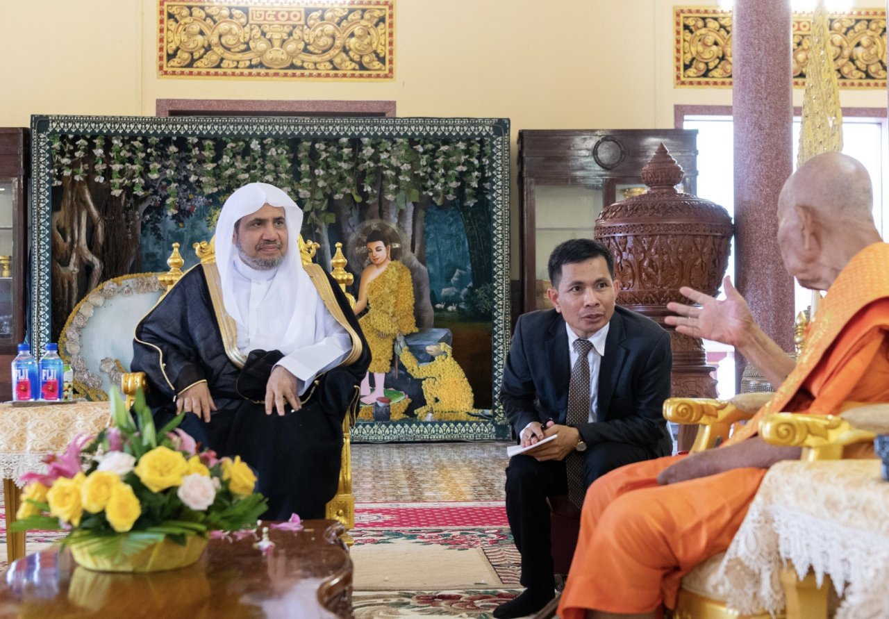 Mohammad Alissa rencontre le Grand Patriarche Suprême du Cambodge Tep Vong et le Patriarche Bour Kry