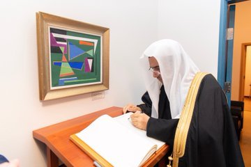 HE Dr. Mohammad Alissa addressed students &amp; engaged with leaders at the University of Iceland on the importance of building bridges of cooperation to tackle the most challenging problems of our time