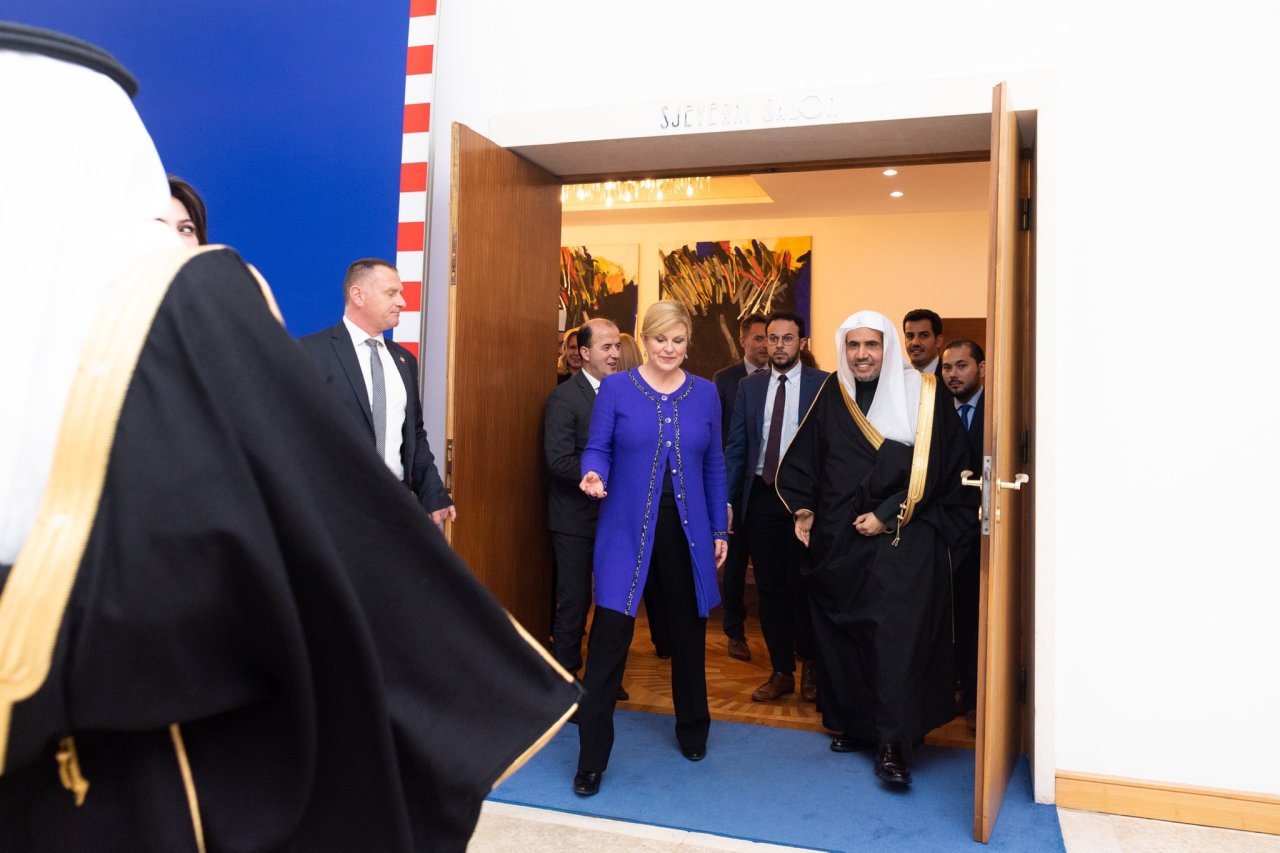 La Présidente de la République de Croatie reçoit au palais présidentiel Mohammad Alissa.