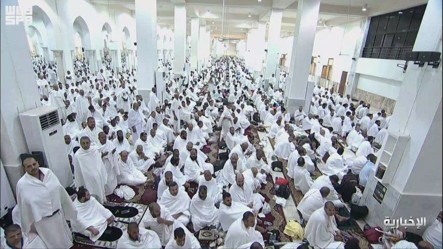 ڈاکٹر محمد العیسی کو نامور اسلامی شخصیات میں سے متعدد کالیں موصول،جس میں  یوم عرفہ کے خطبہ کے مندرجات کو سراہا گیا جس میں امت کے عقیدہ،وحدت، اقدار اورطرز عمل پر توجہ مرکوز کی گئی تھی۔