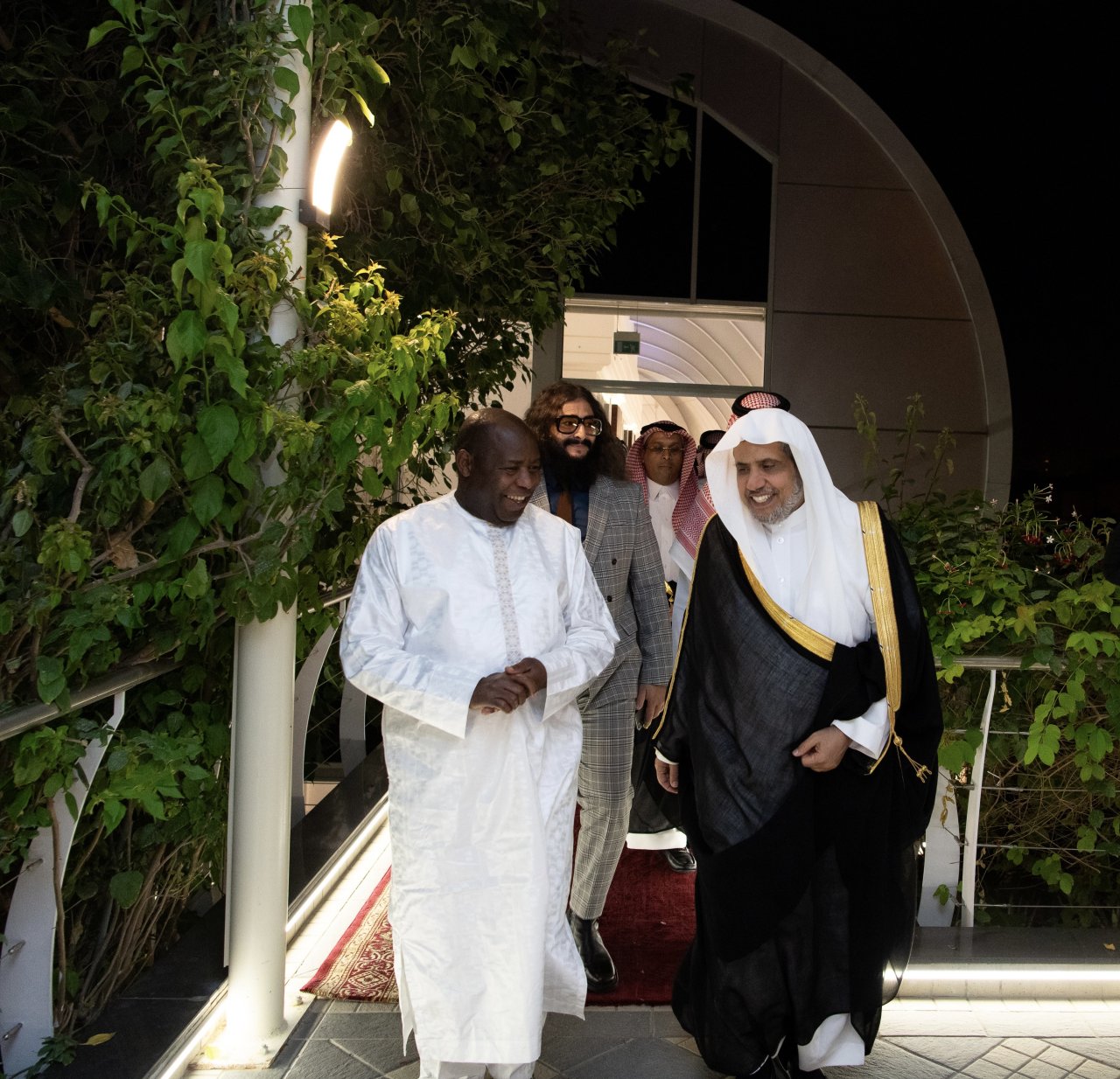 رئیس جمهور معزز بوروندی، جناب آقای اواریسته دایی شیمیه از مقر فرعی سازمان همبستگی جهان اسلام در در ریاض بازدید نمود