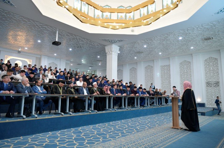 The MWL strives to tackle and resolve issues facing Muslim communities around the world