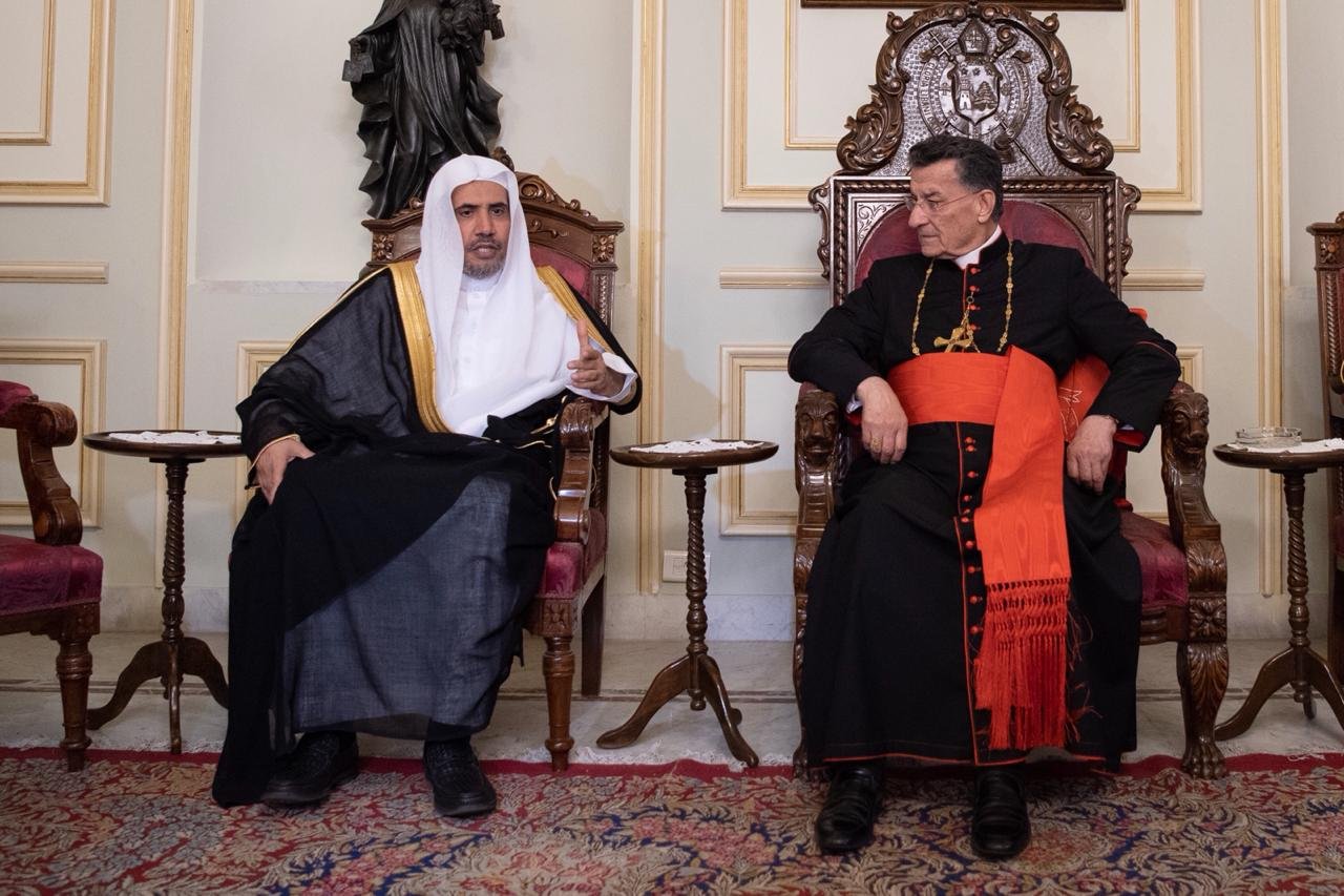 كاردينال طائفة الموارنة مار بشارة بطرس الراعي يستقبل د.العيسى.