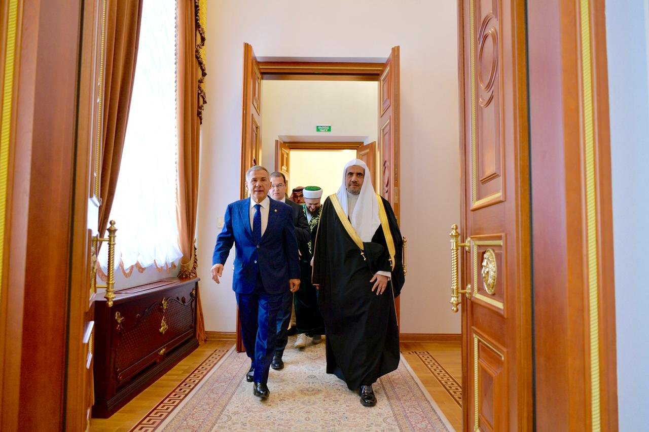 رئيس تتارستان يستقبل د.العيسى ويشيد بجهود الرابطة عالمياً وحراكها الإيجابي في الداخل الروسي 