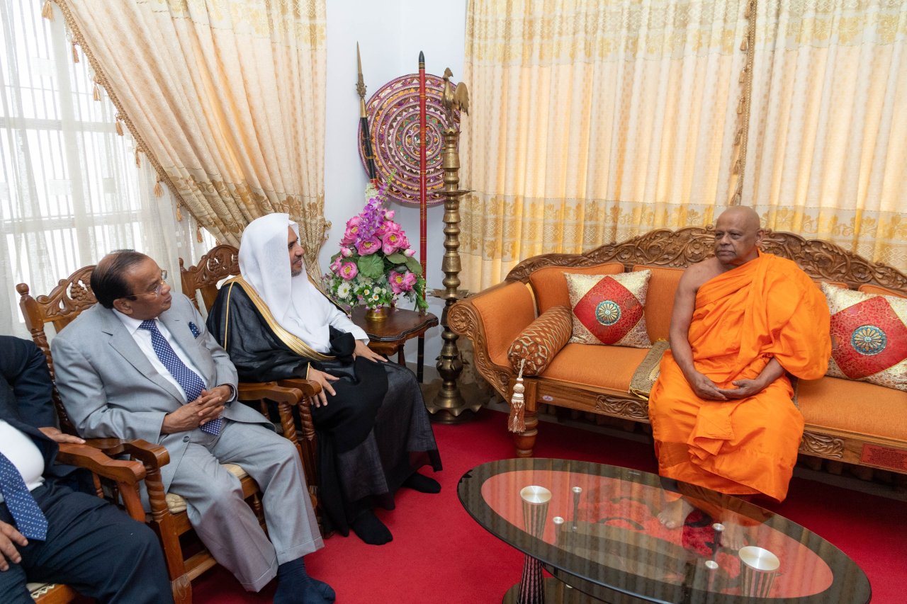While in Sri Lanka, HE Dr. Mohammad Alissa exchanged ideas on how to bolster interfaith cooperation.