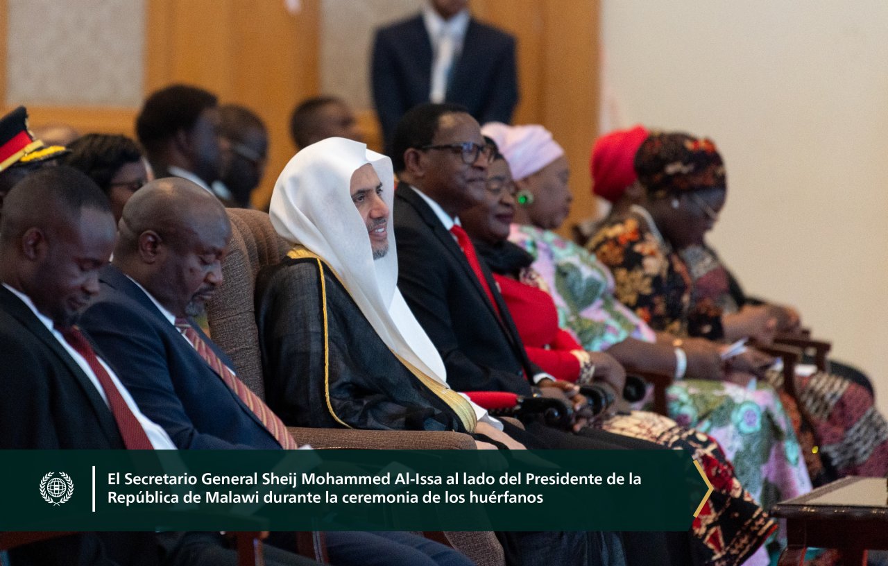En homenaje a los 6000 huérfanos atendidos por la Liga, la Liga del Mundo Islámico celebró sus programas para huérfanos en la República de Malawi