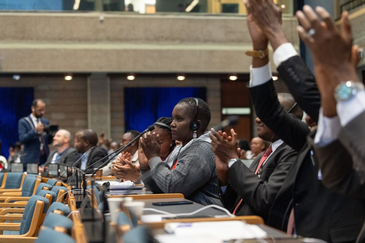 سیکرٹری جنرل رابطہ اور چیئرمین مسلم علماء کونسل، عزت مآب شیخ ڈاکٹر محمد العیسی &quot;افریقہ یوتھ فورم&quot; کے مہمانِ خصوصی تھے، جس کا مقصد نوجوانوں کو اپنے مسائل پر تبادلۂ خیال کے لیے ایک پلیٹ فارم فراہم کرنا ہے، جہاں وہ اہم دینی، سیاسی اور شہری قیادت کے ساتھ تبادلہ خیال کر سکیں۔