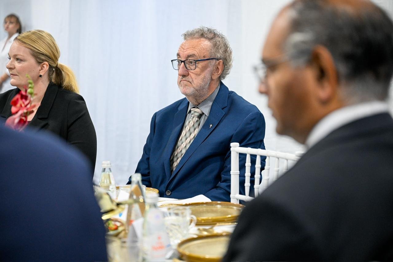 En presencia de varios ministros federales y locales, así como de miembros del Parlamento: La Federación de los musulmanes de Australia celebra la visita del Secretario General de la Liga del Mundo Islámico