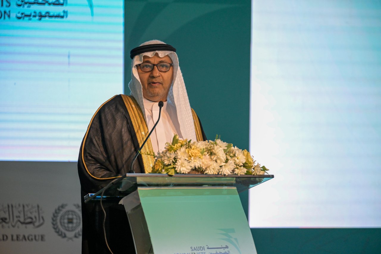 الأمين العام لرابطة العالم الإسلامي يحاضر حول الوسطيّة السعوديّة: من المنهج الفقهي إلى الرِّيادة العالميّة