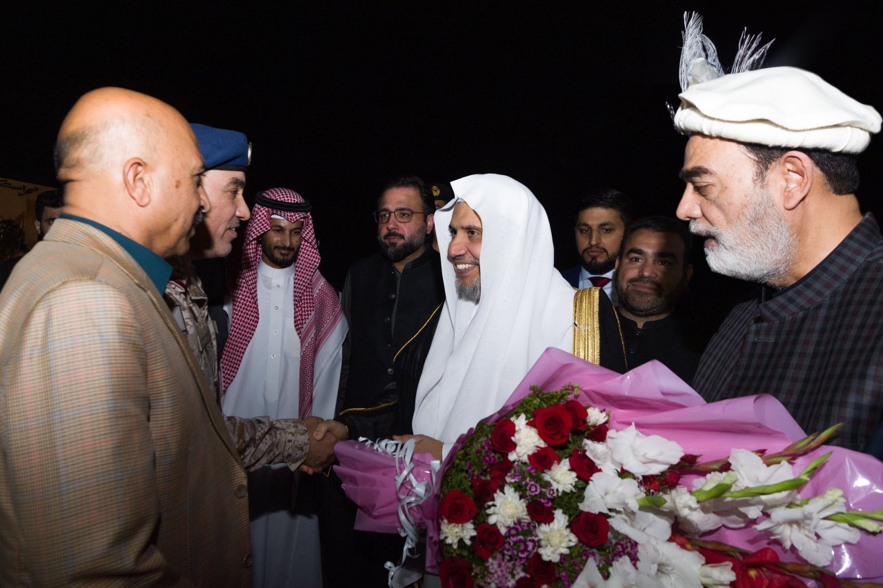 Por invitación oficial del Primer Ministro de Pakistán para pronunciar el sermón del AïdElFitr en la Mezquita del Rey Faisal en Islamabad