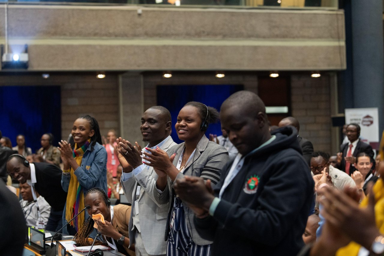 الأمين العام لرابطة العالم الإسلامي ضيفُ شرفٍ في &quot;منتدى شباب إفريقيا&quot;.. وضيفًا على برلمان الشباب في كينيا